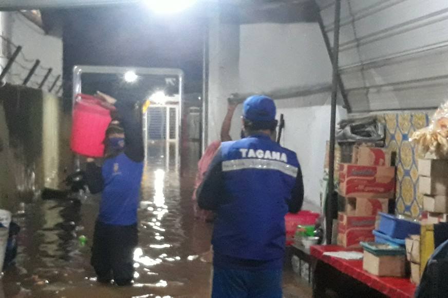 Kota Pasuruan Akrab Dengan Banjir Akibat Air Dari Tiga Sungai Meluap Sekaligus
