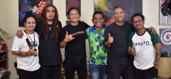 Mimi Mintuno Tresno Upaya Lestarikan Bahasa Daerah Melalui Lagu Oleh AM Kuncoro Duet Steven & Tege Coconut Treez