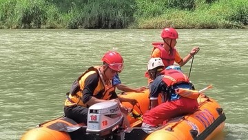 Tragedi Sungai Citanduy: Dua Remaja Terseret Arus Deras, Kisah Pilu di Tengah Aktivitas Rekreasi
