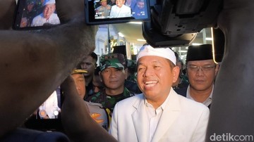 Tegas! Gubernur Jabar Ingatkan Semua Pihak, Aparat hingga RT/RW Dilarang Memeras THR dari Perusahaan