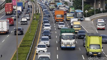 Pengetatan Arus Mudik 2026: Polda Jabar Tegaskan Truk Sumbu 3 Wajib Alih Muatan, Ini Alasannya