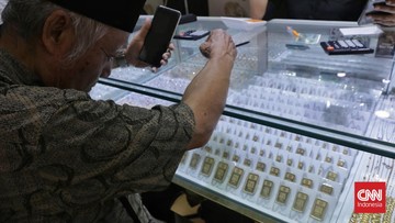 Emas Antam Cetak Koreksi Minor di Awal Pekan, Harga Beli Kembali Ikut Terkoreksi