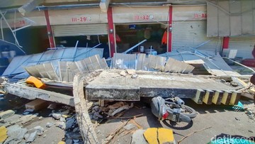 Plafon Runtuh di Pasar Soreang Bandung: Satu Tewas, Tiga Terluka Akibat Material Bangunan Berjatuhan