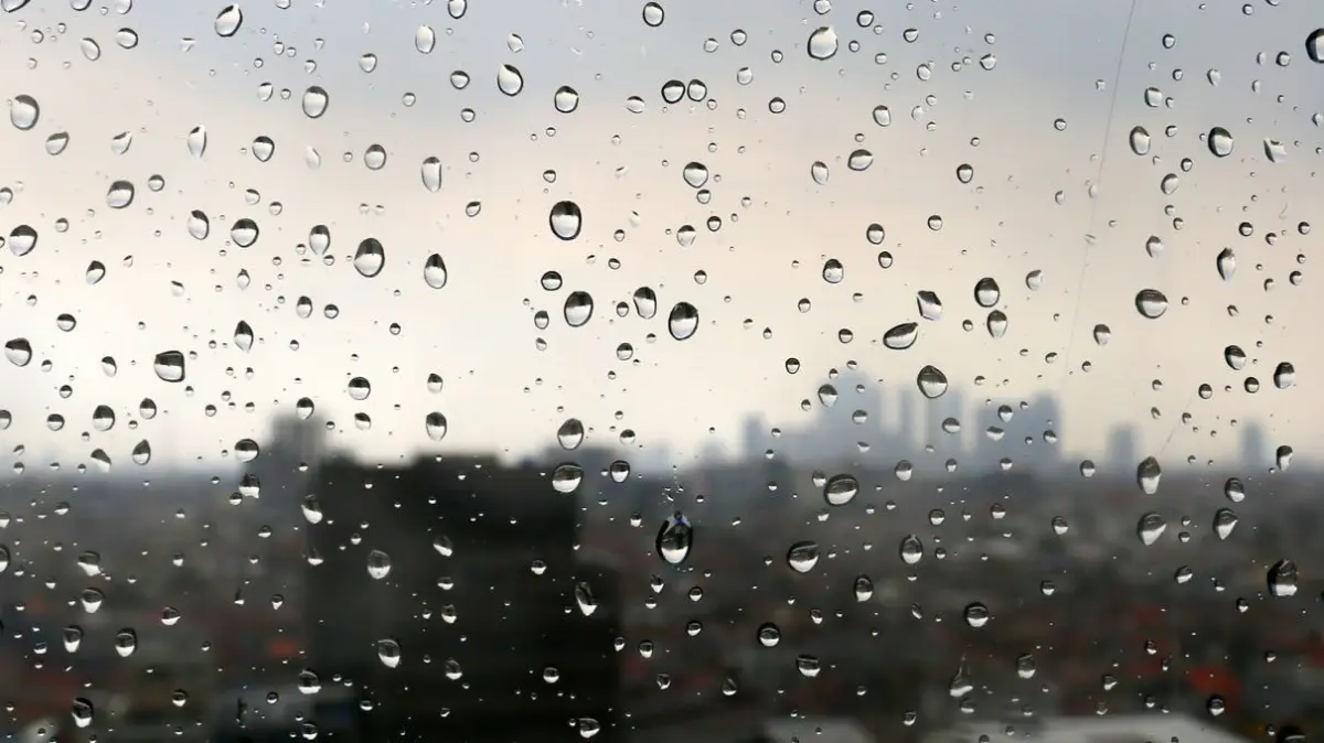 Menanggapi Gelombang Panas Jakarta, Pramono Anung Imbau Warga Jaga Ketenangan