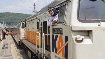 Ajeng, masinis perempuan yang tunda mudik demi tugas (Foto: Istimewa)