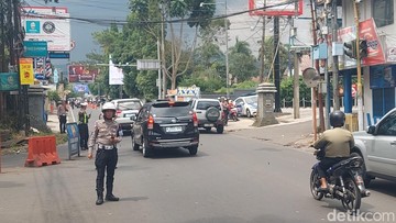 Strategi Cerdas Polisi Atasi Kepadatan Lalu Lintas di Jalur Wisata Lembang Pasca-Lebaran