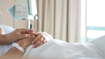 Mahasiswi Kent University Selamat dari Ancaman Meningitis, Kisah Perjuangan Melawan Infeksi Misterius