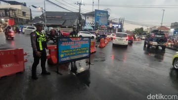 Antisipasi Penumpukan, Akses Cianjur Menuju Puncak Bogor Ditutup Sementara