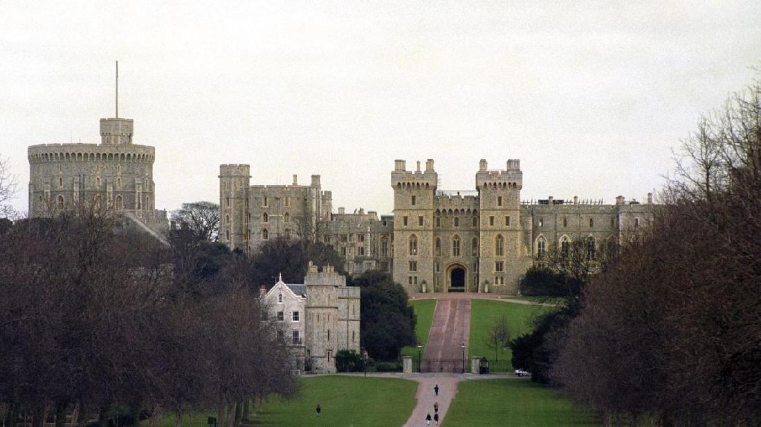 Remaja Nekat Coba Bunuh Ratu Elizabeth II, AI Jadi Dalang?